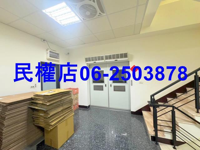 台南南區店面-11