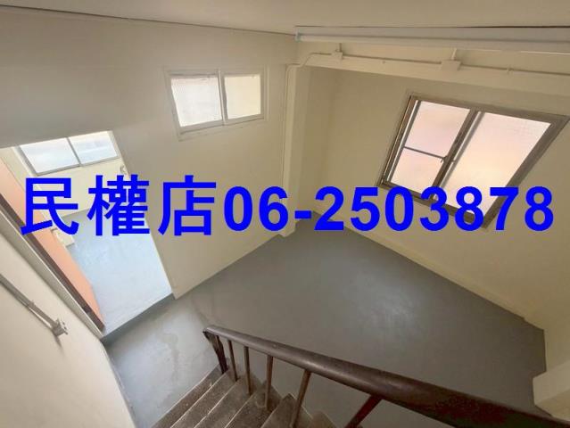 台南東區透天-13