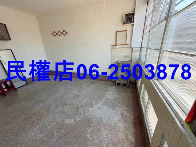 中西區透天-9